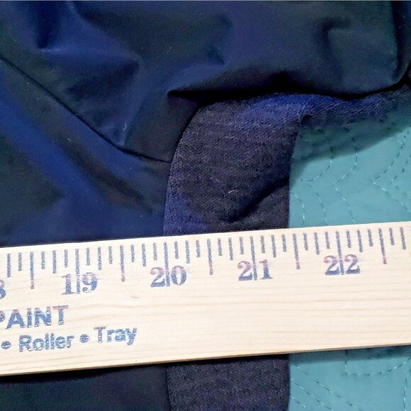 Saucony Packable Running Jacket Women’s Large Black Full Zip - Picture 8 of 9